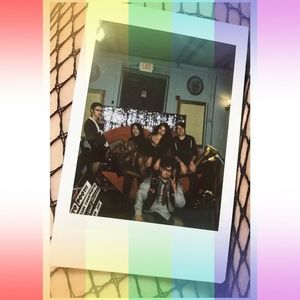 Meet your Posher, Carlos